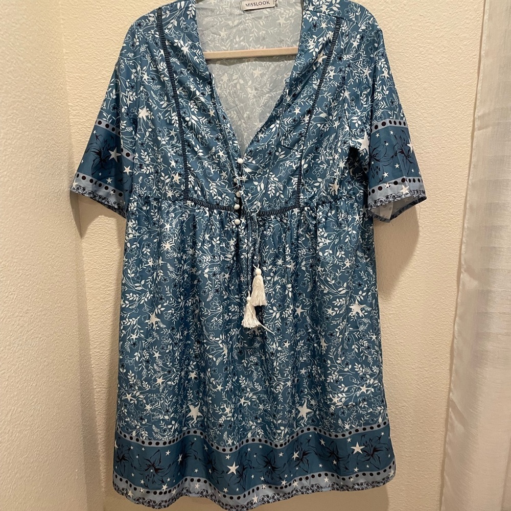 Women’s dress